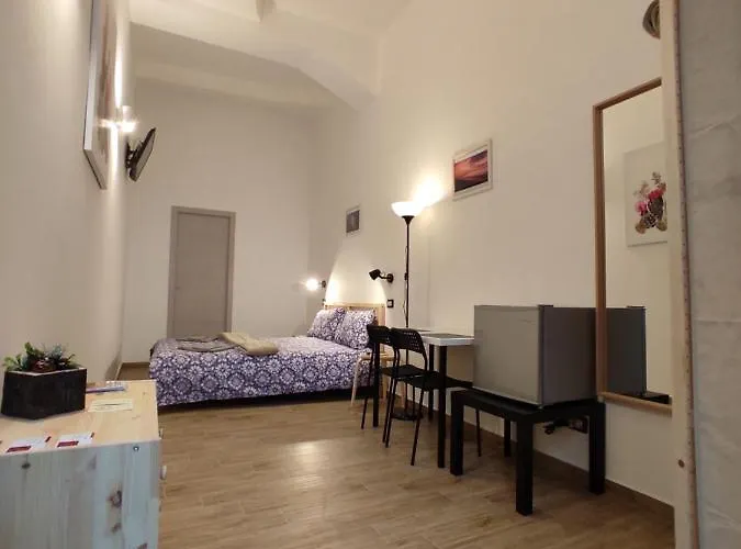 Policlinico Bed&bed * مسينا